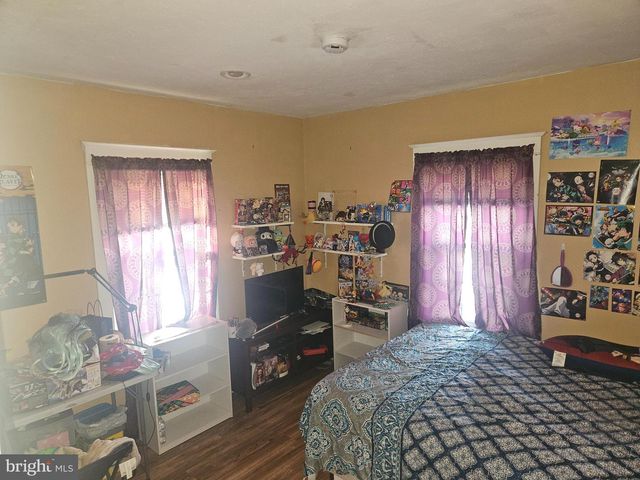 1081 E BUTLER AVE, Vineland, NJ 08360