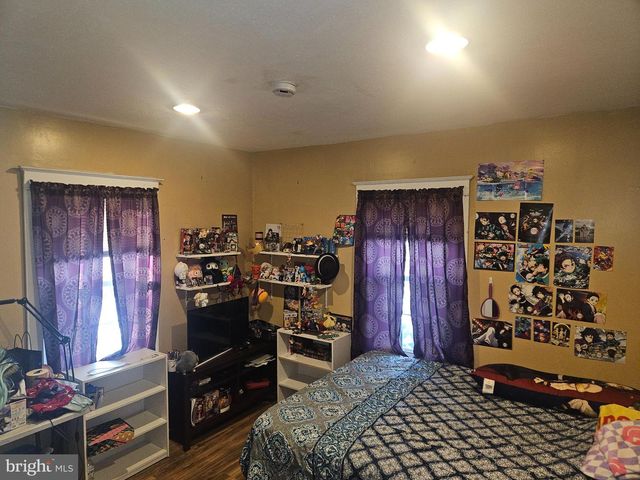 1081 E BUTLER AVE, Vineland, NJ 08360