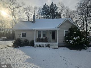 1081 E BUTLER AVE, Vineland, NJ 08360