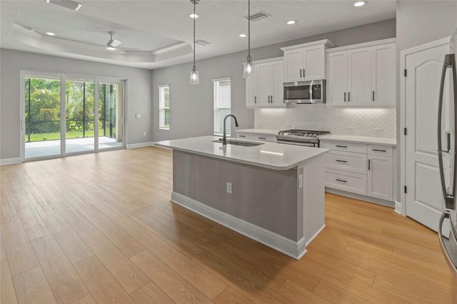 12951 SEASONG TERRACE, Bradenton, FL 34211