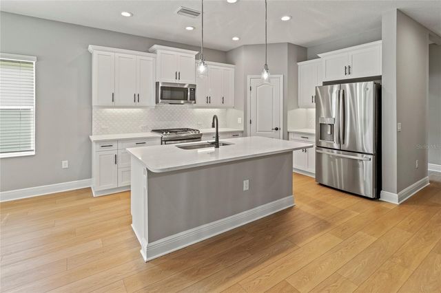 12951 SEASONG TERRACE, Bradenton, FL 34211