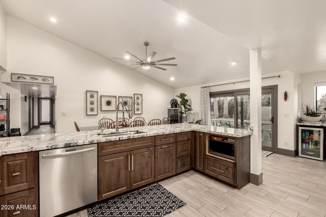 4901 E LUDLOW Drive, Scottsdale, AZ 85254