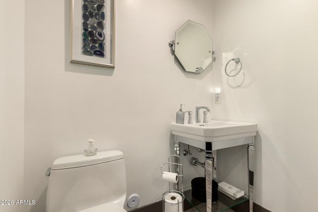 4901 E LUDLOW Drive, Scottsdale, AZ 85254