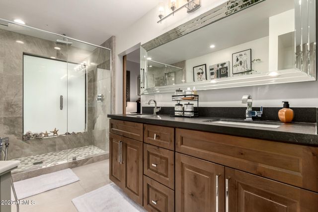 4901 E LUDLOW Drive, Scottsdale, AZ 85254