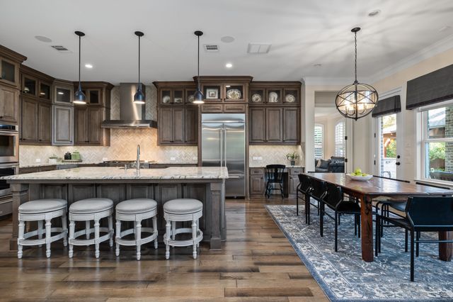 616 Rembrandt, Colleyville, TX 76034