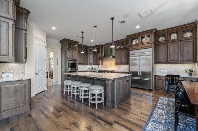 616 Rembrandt, Colleyville, TX 76034