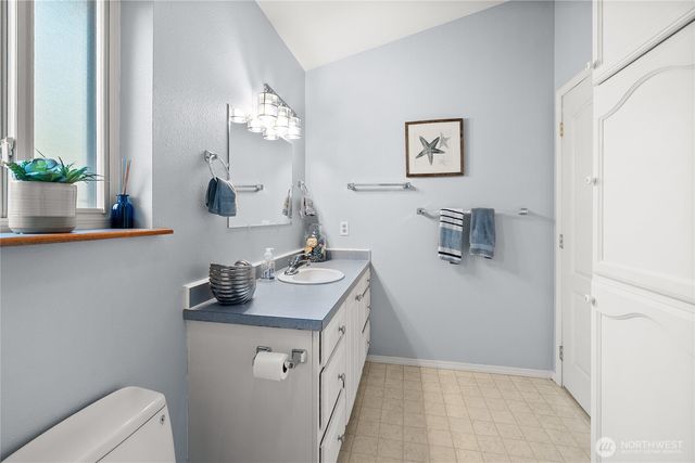 91 E Franjo Beach Drive, Shelton, WA 98584