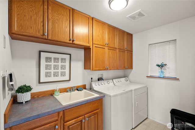 91 E Franjo Beach Drive, Shelton, WA 98584