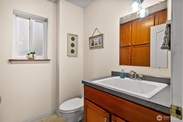 91 E Franjo Beach Drive, Shelton, WA 98584