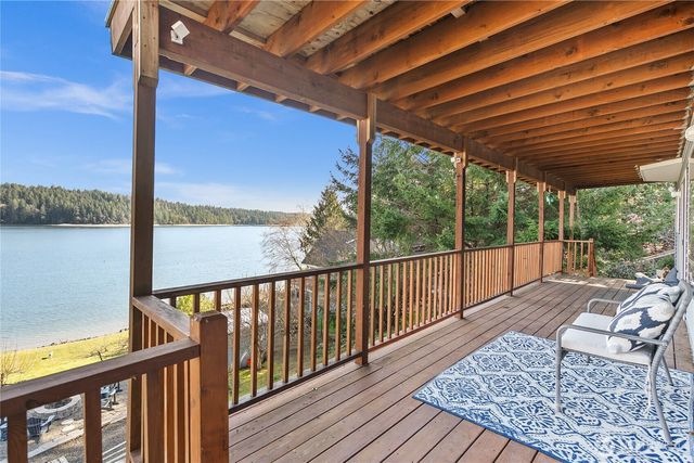 91 E Franjo Beach Drive, Shelton, WA 98584