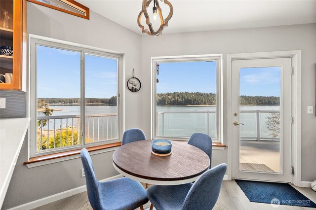 91 E Franjo Beach Drive, Shelton, WA 98584