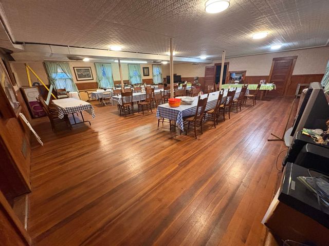 40 Charlonne Street, Jaffrey, NH 03452