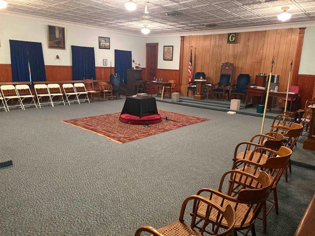 40 Charlonne Street, Jaffrey, NH 03452