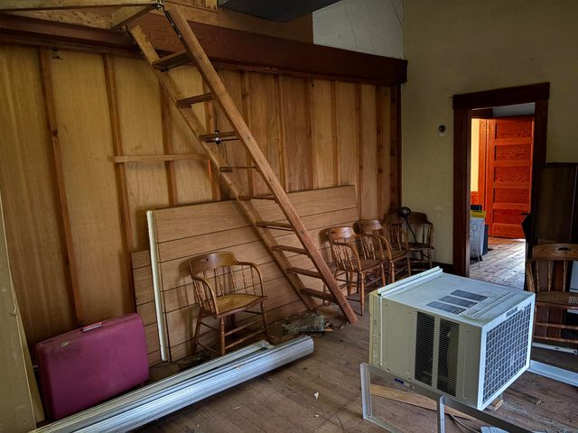 40 Charlonne Street, Jaffrey, NH 03452