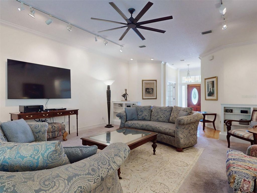 Image 18 of property listing at 2815 BAY SIDE DRIVE, New Smyrna Beach, FL 32168