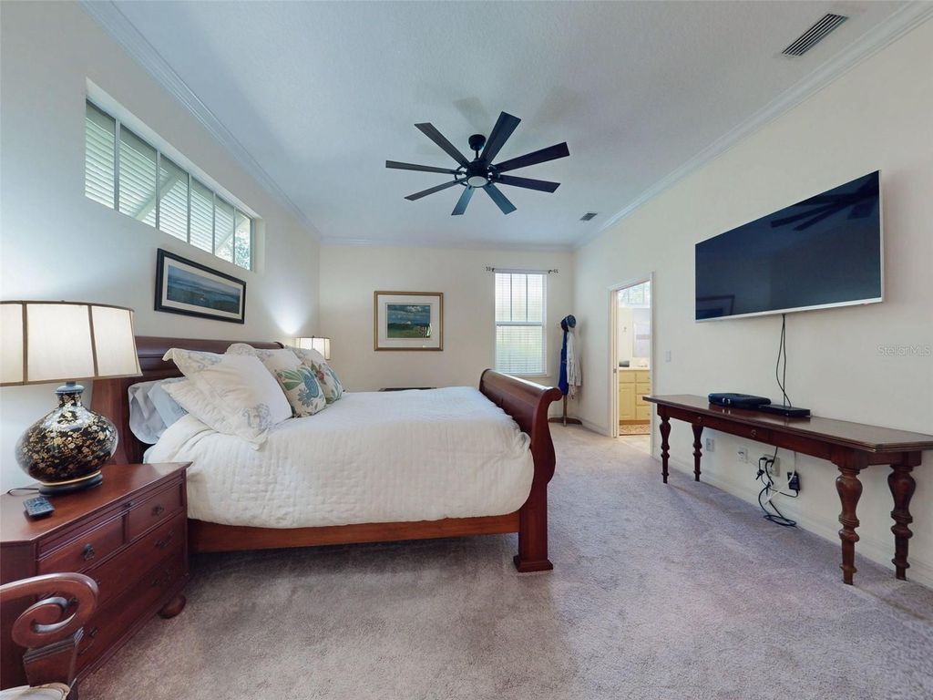 Image 19 of property listing at 2815 BAY SIDE DRIVE, New Smyrna Beach, FL 32168