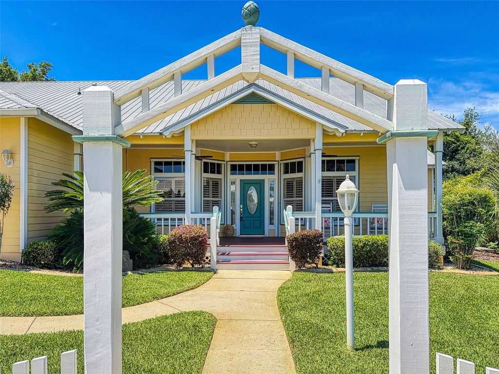 Image 3 of property listing at 2815 BAY SIDE DRIVE, New Smyrna Beach, FL 32168