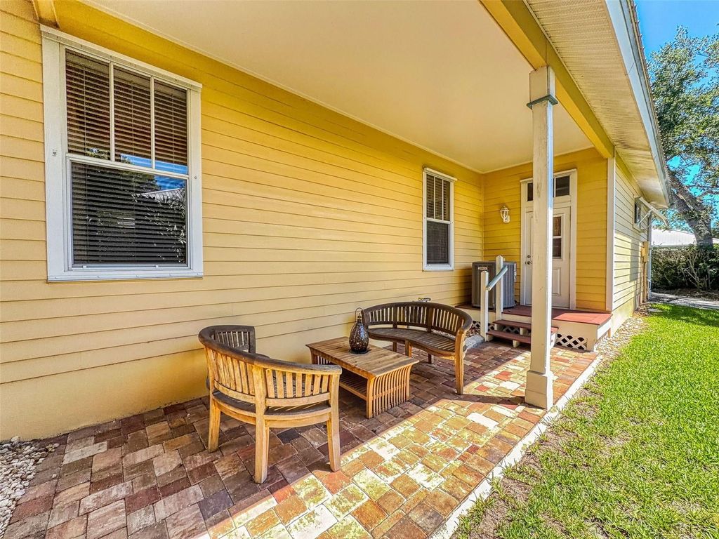 Image 45 of property listing at 2815 BAY SIDE DRIVE, New Smyrna Beach, FL 32168