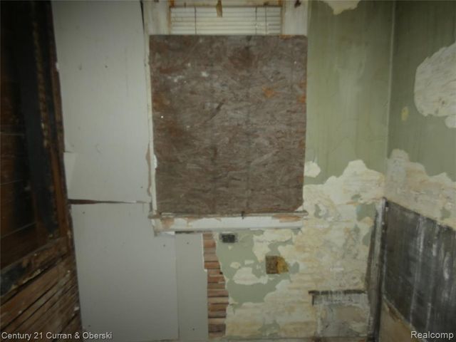 5564 Ivanhoe Street, Detroit, MI 48204