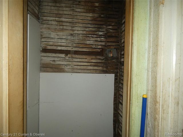 5564 Ivanhoe Street, Detroit, MI 48204