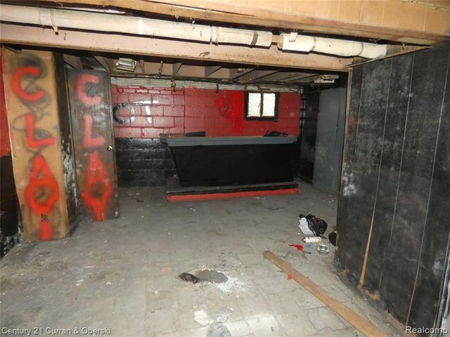 5564 Ivanhoe Street, Detroit, MI 48204