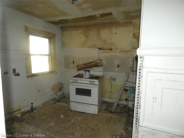 5564 Ivanhoe Street, Detroit, MI 48204