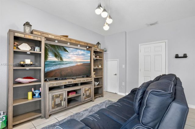 16651 SW 79th Terrace, Miami, FL 33193