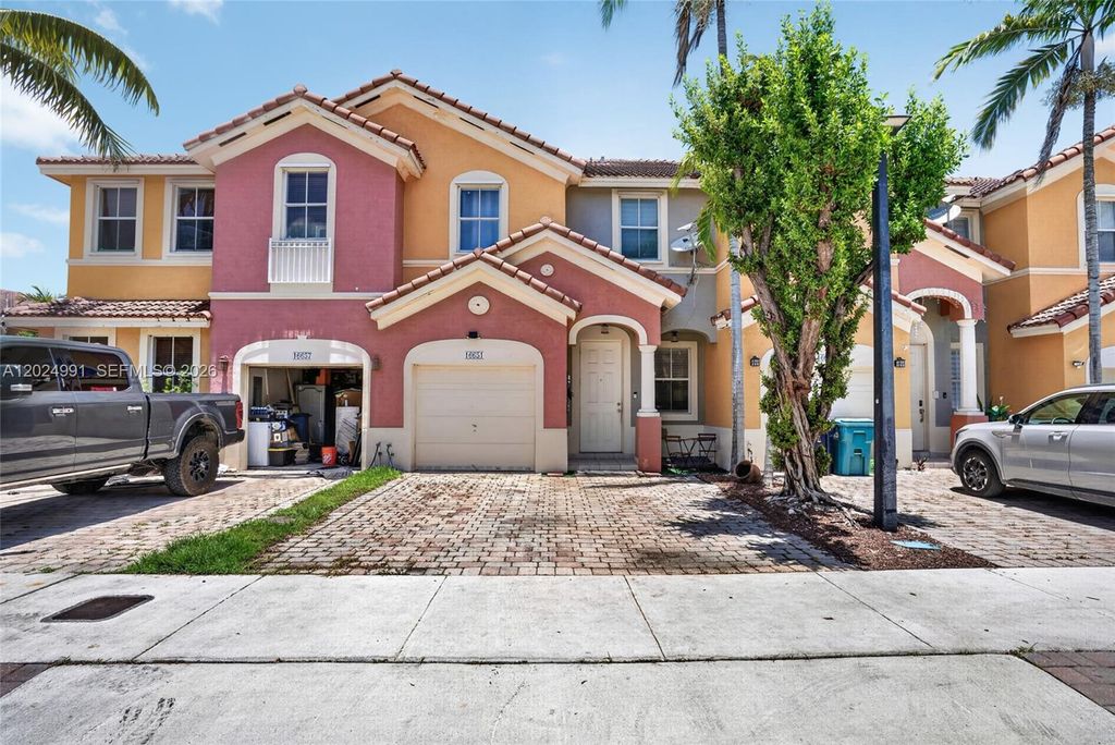 16651 SW 79th Terrace, Miami, FL 33193