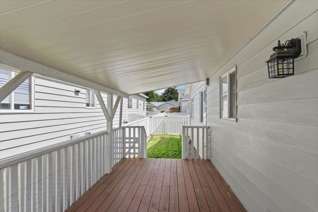 11103 E MAIN Ave, Spokane Valley, WA 99206