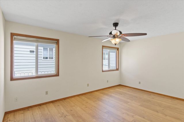 11103 E MAIN Ave, Spokane Valley, WA 99206