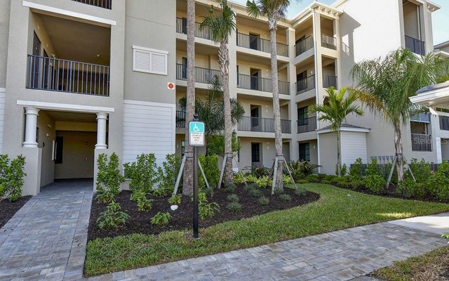 17626 GAWTHROP DRIVE 206, Bradenton, FL 34211