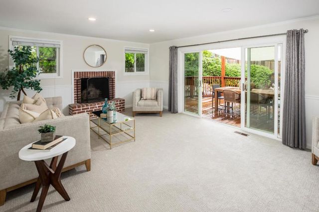 1802 Alameda De Las Pulgas, Redwood City, CA 94061