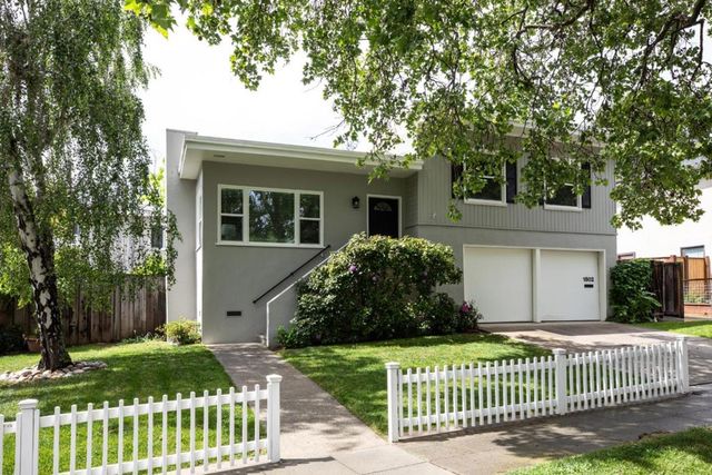 1802 Alameda De Las Pulgas, Redwood City, CA 94061
