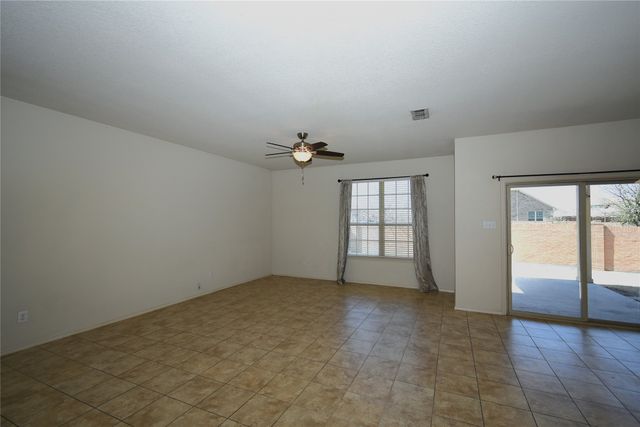 201 Plantation Drive, Waxahachie, TX 75165