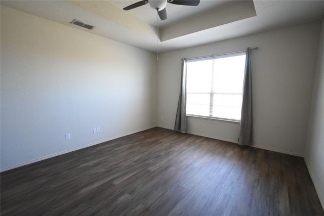 201 Plantation Drive, Waxahachie, TX 75165