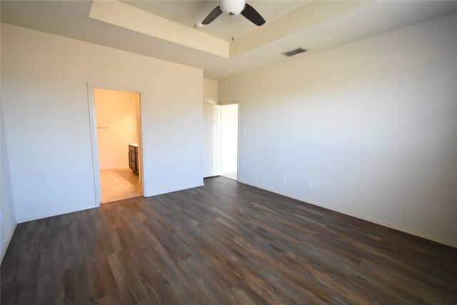 201 Plantation Drive, Waxahachie, TX 75165