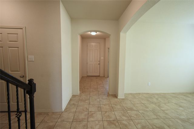 201 Plantation Drive, Waxahachie, TX 75165