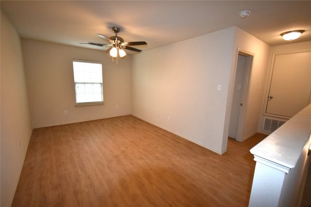 201 Plantation Drive, Waxahachie, TX 75165