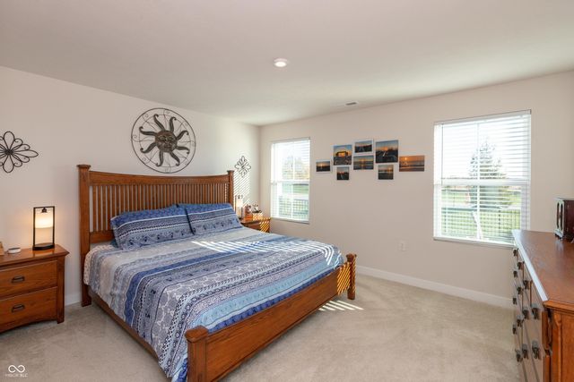 79 Gnarled Oak Lane, Whiteland, IN 46184