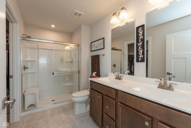 79 Gnarled Oak Lane, Whiteland, IN 46184