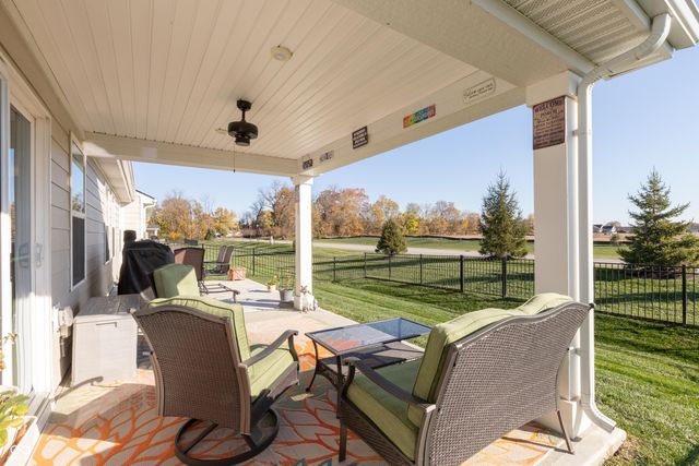 79 Gnarled Oak Lane, Whiteland, IN 46184