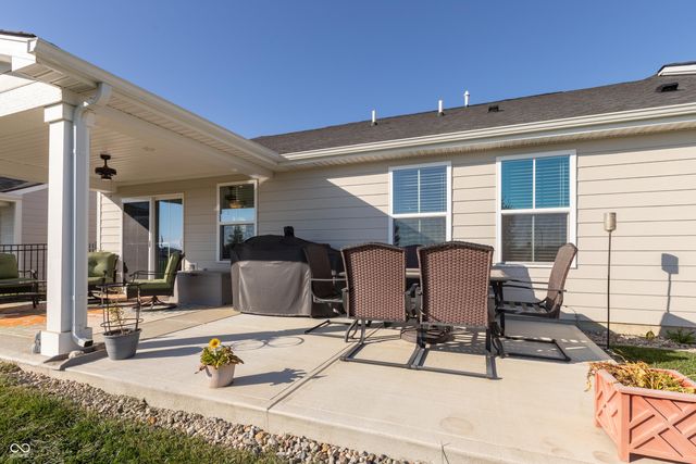 79 Gnarled Oak Lane, Whiteland, IN 46184