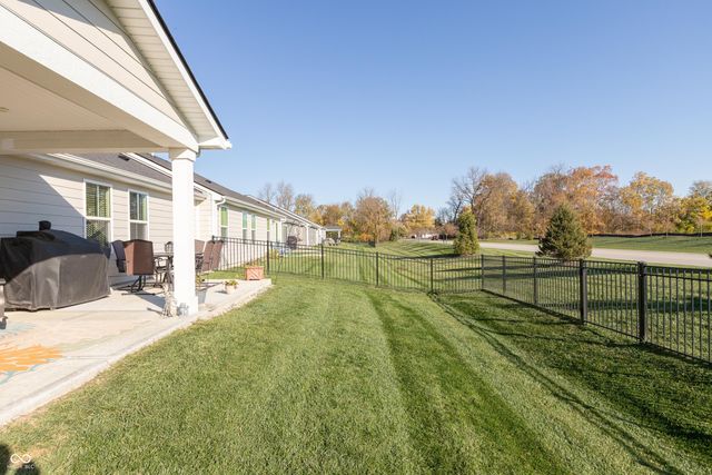 79 Gnarled Oak Lane, Whiteland, IN 46184