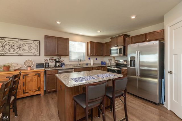 79 Gnarled Oak Lane, Whiteland, IN 46184