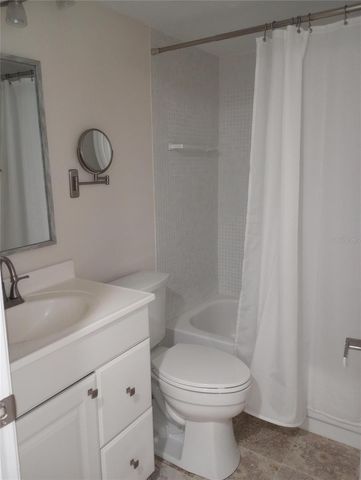 1310 GLEN OAKS DRIVE E 183E, Sarasota, FL 34232