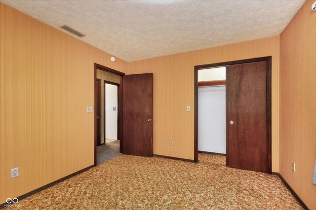 6138 N 75 W, Whiteland, IN 46184