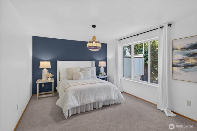 2827 Moorelands Drive NW, Gig Harbor, WA 98335