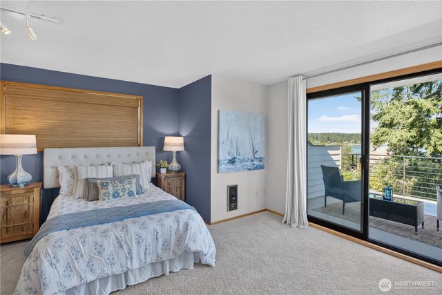 2827 Moorelands Drive NW, Gig Harbor, WA 98335