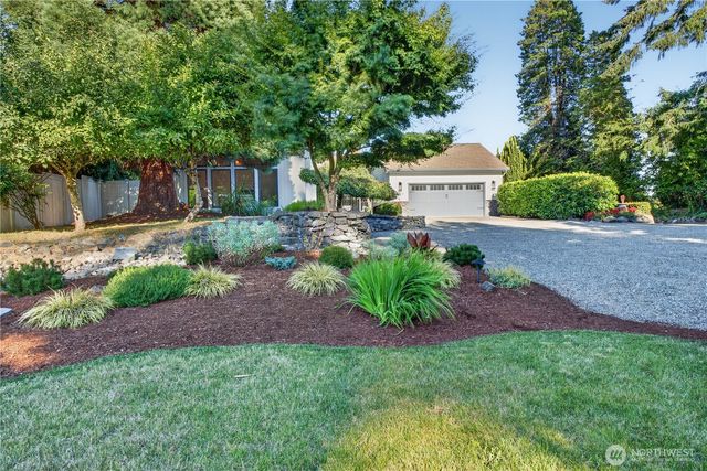 2827 Moorelands Drive NW, Gig Harbor, WA 98335