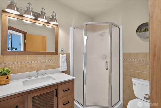 2827 Moorelands Drive NW, Gig Harbor, WA 98335